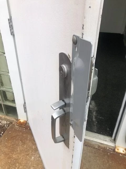 Door Latch Guard Advanced Lock and Key