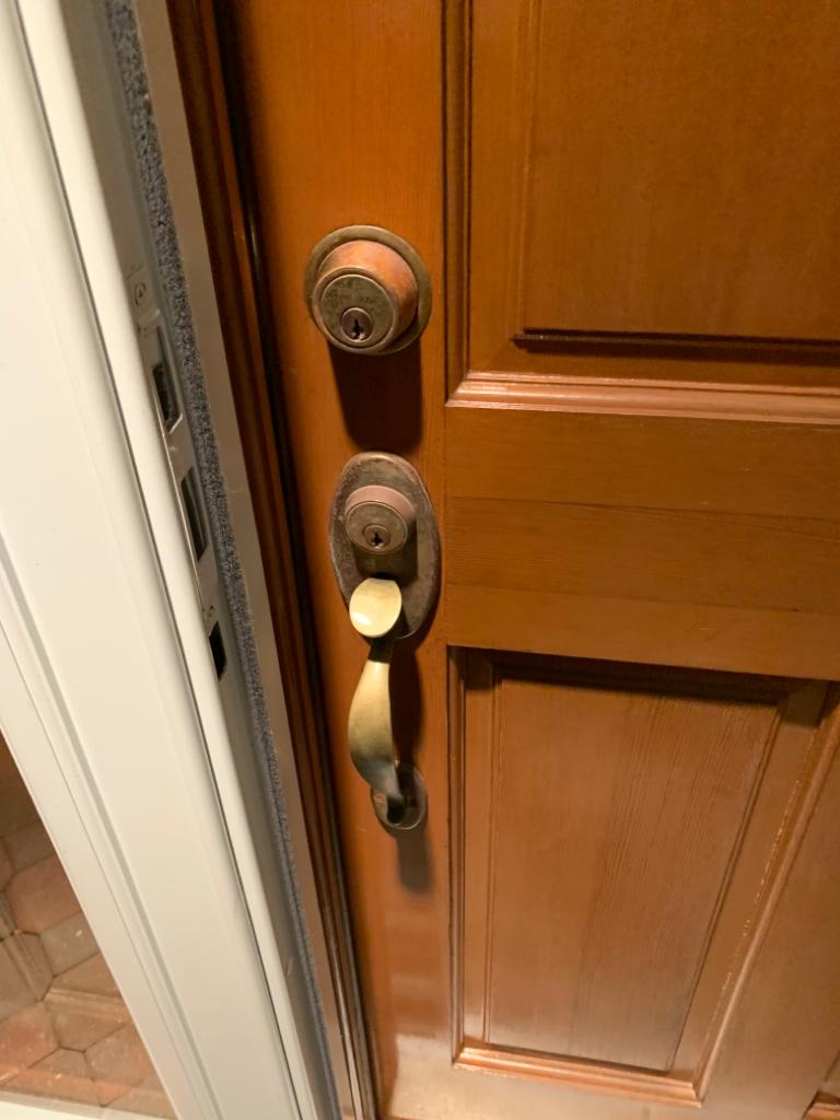 24/7 Home lockout services by advanced lock and key