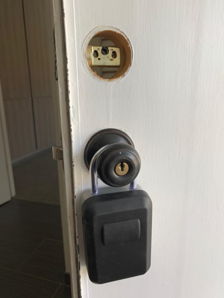 Residential locks (1)