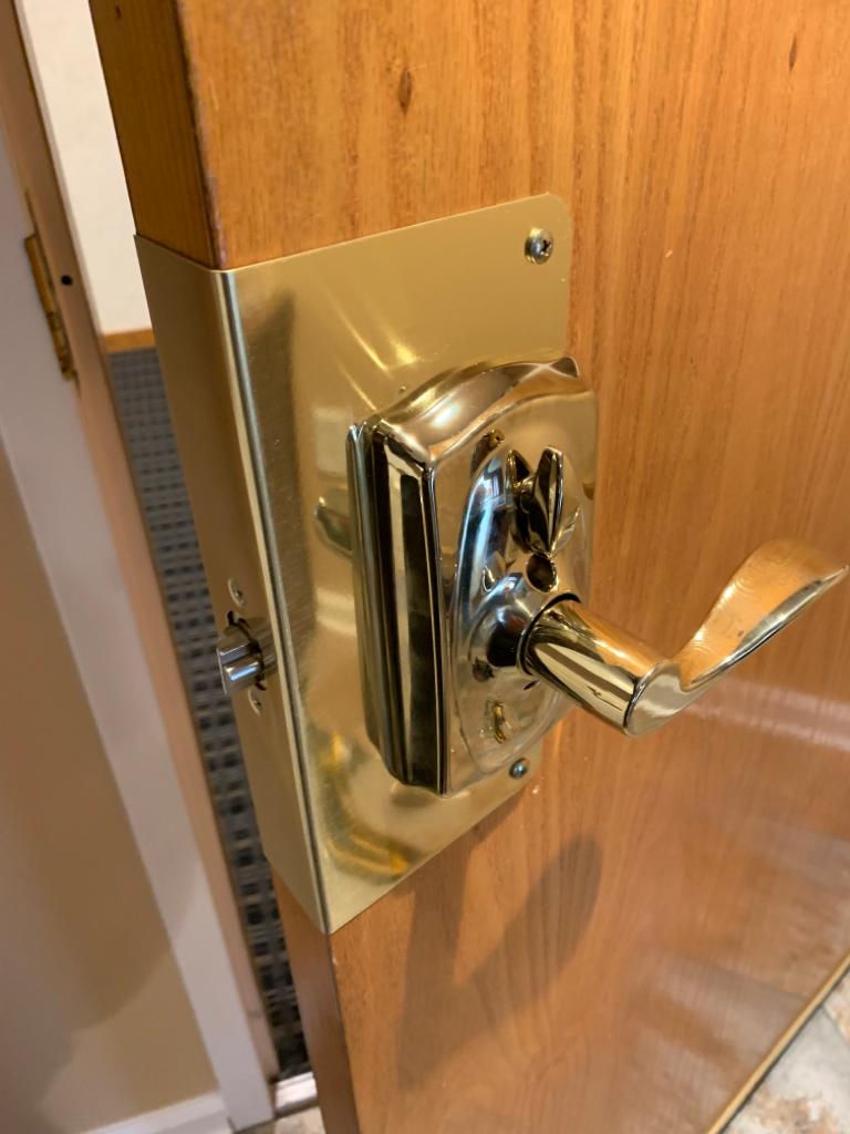 24/7 Push button digital locks services by advanced lock and key