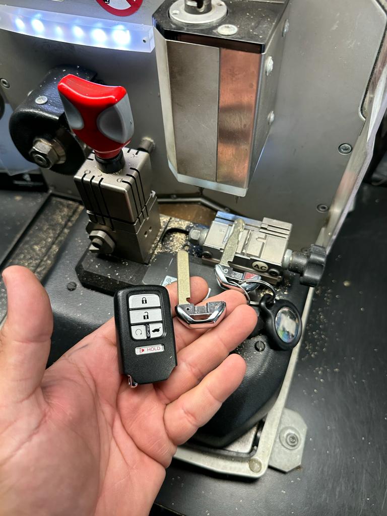 Ignitino repair and replacement keys Cleveland OH