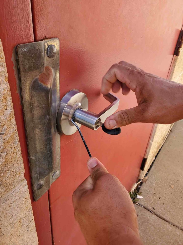 Advanced Lock and key OH - Fresh installation (5)