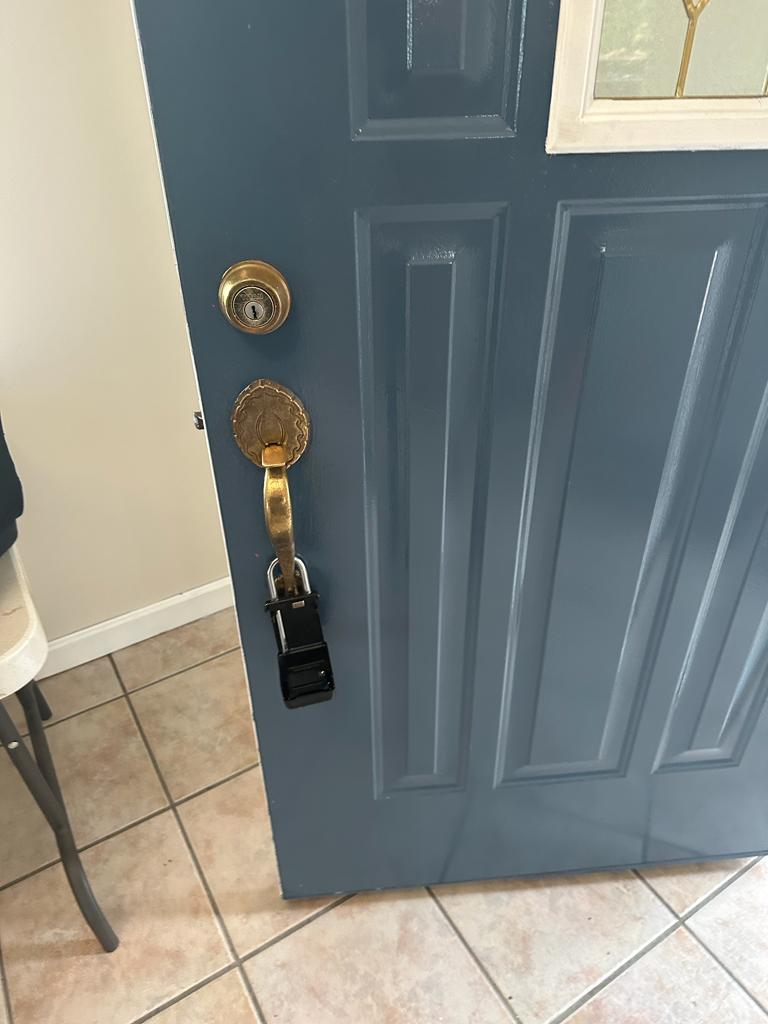 Residential locks replaced in Madison OH (8)